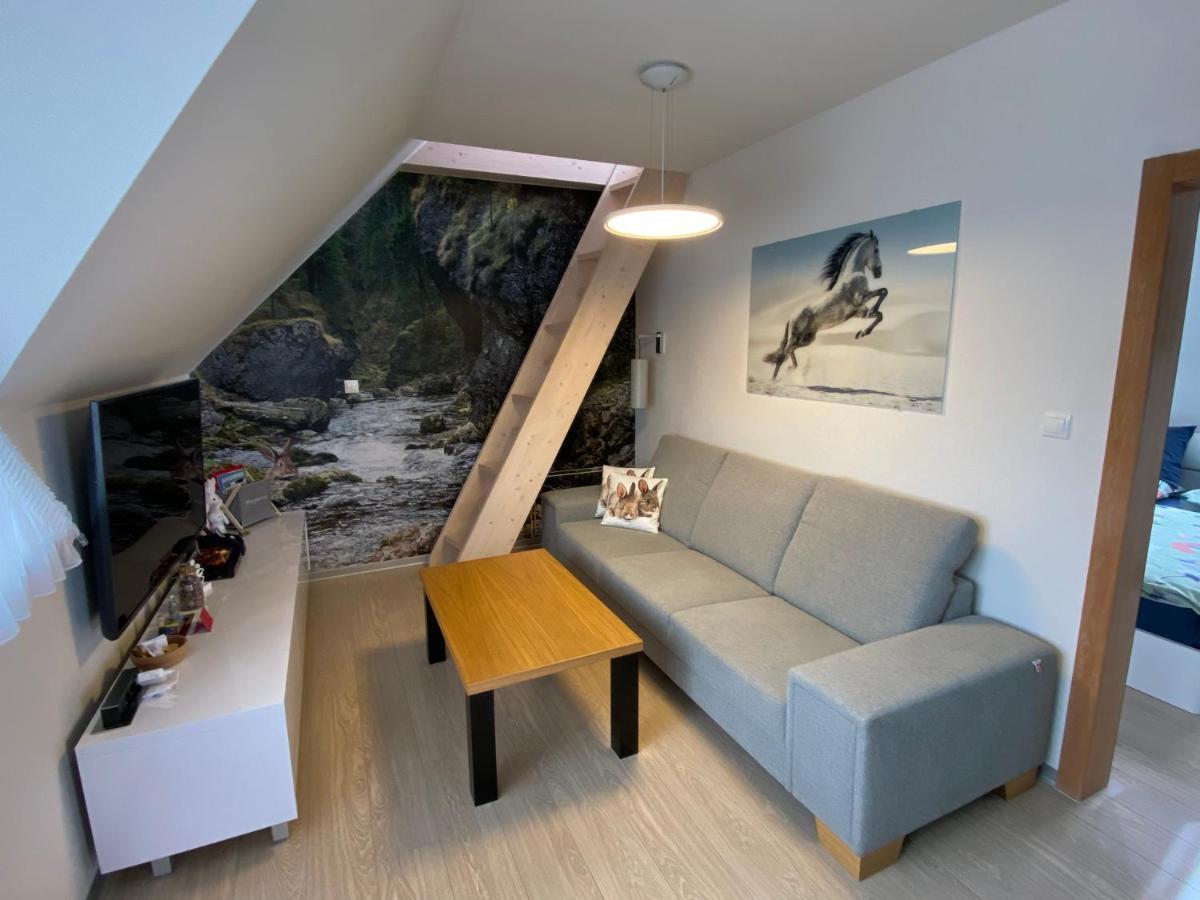 Apartman Zajko Liptovský Mikuláš Exteriör bild