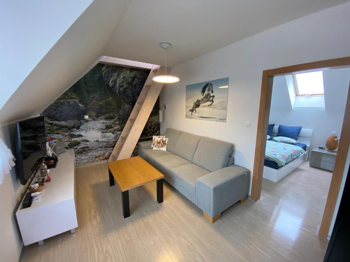 Apartman Zajko Liptovský Mikuláš Exteriör bild