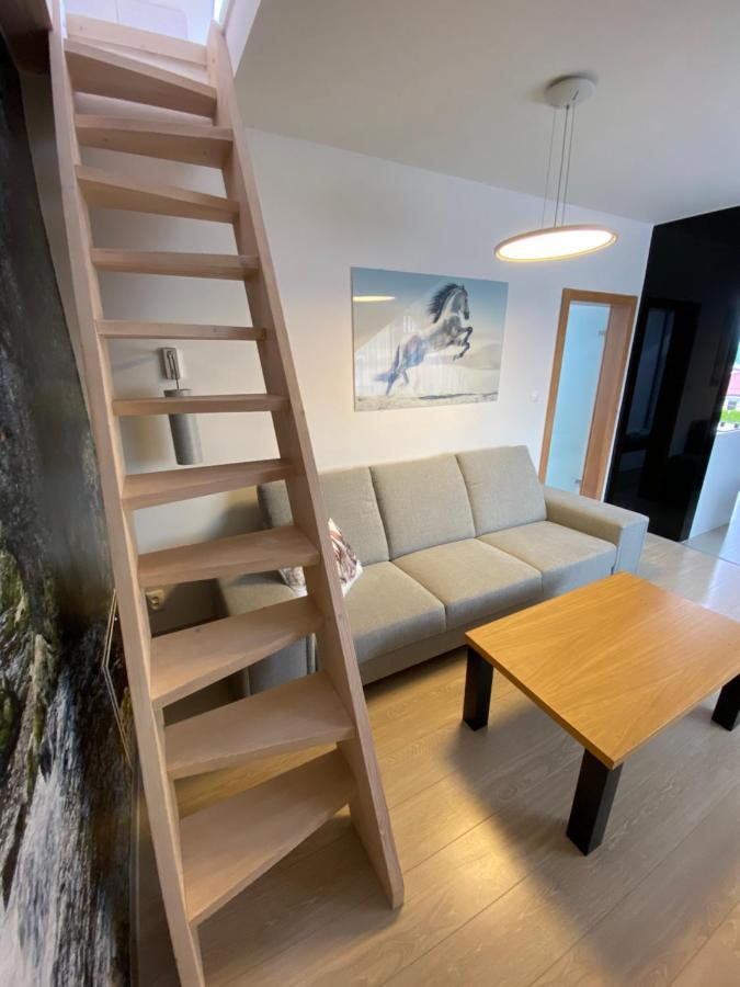 Apartman Zajko Liptovský Mikuláš Exteriör bild